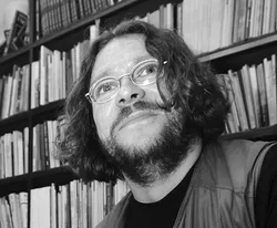 Презентация книги "Владимир Владимирович" Максима Кононенко состоялась в клубе "Проект ОГИ"