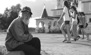 при церкви