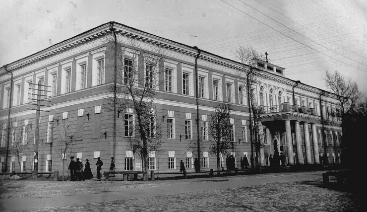 realnoe-uchilishhe.-orenburg.-1914-g Степной синдром в архитектуре и психологии Оренбурга